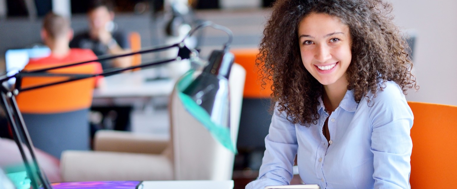 20 Best Online Colleges That Pay You To Attend in 2023